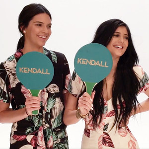 Kendall Jenner, Kylie Jenner, Glamour Kendall Jenner, Kylie Jenner, Glamour
